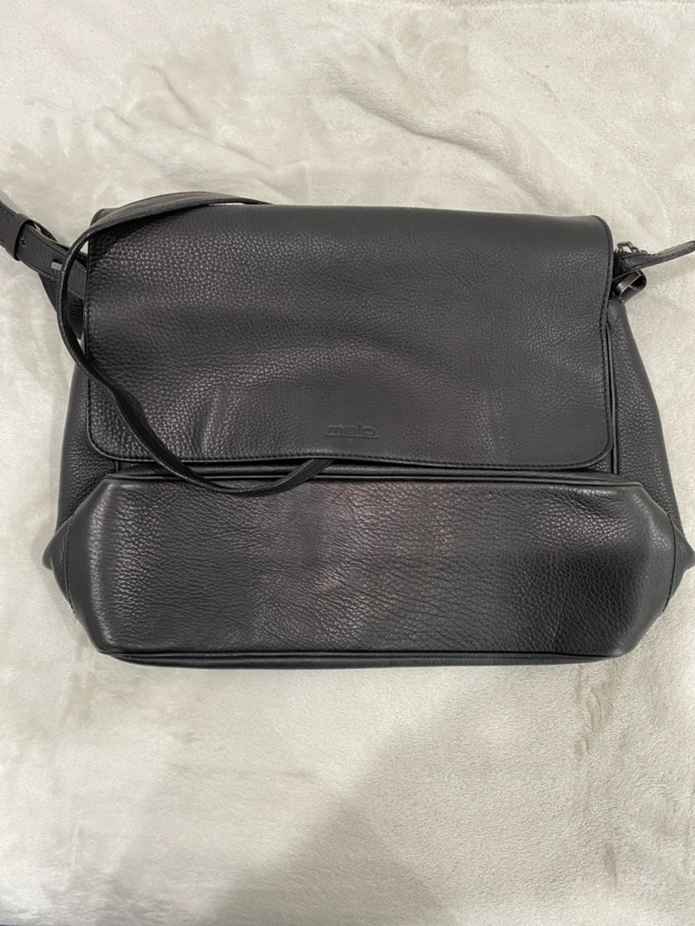 Malo Black Pebbled Leather Flap Messenger